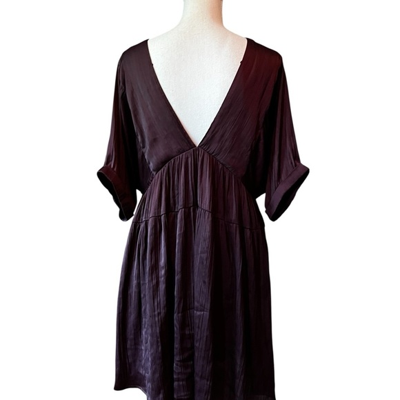 Free People Deep Purple Midi Dress Size Medium V-neck - Picture 3 of 8